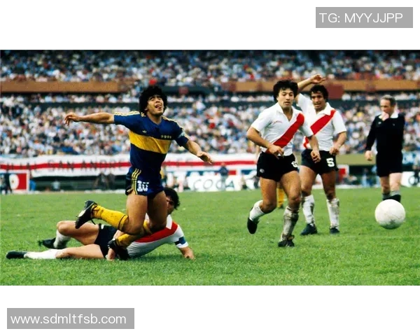 足球明星古广明的传奇人生与赛场背后的故事揭秘