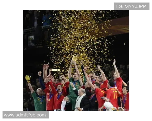 足球明星在比赛中展现风采与技巧引领球队走向胜利的精彩瞬间