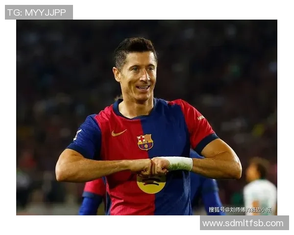 足球明星帅气瞬间合集视频展现他们的魅力与风采 足球明星帅气瞬间合集视频展现他们的魅力与风采