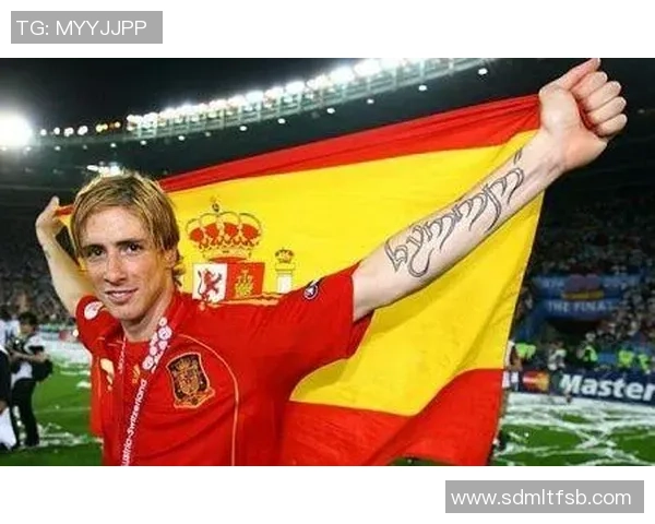 足球明星小纹身的独特魅力与时尚风格解析