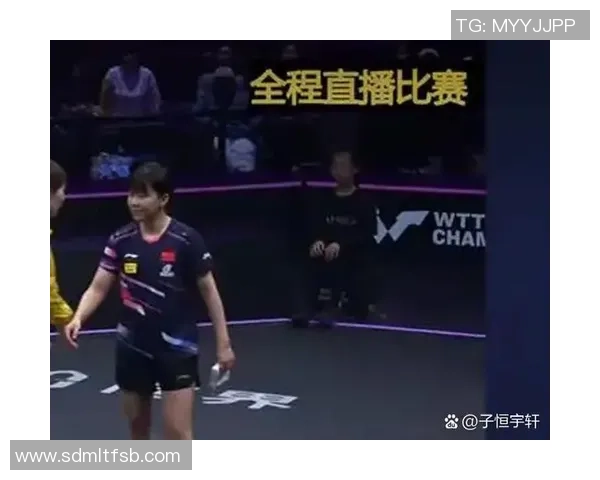 足球明星意外摔伤事件全程视频曝光引发球迷热议与关注