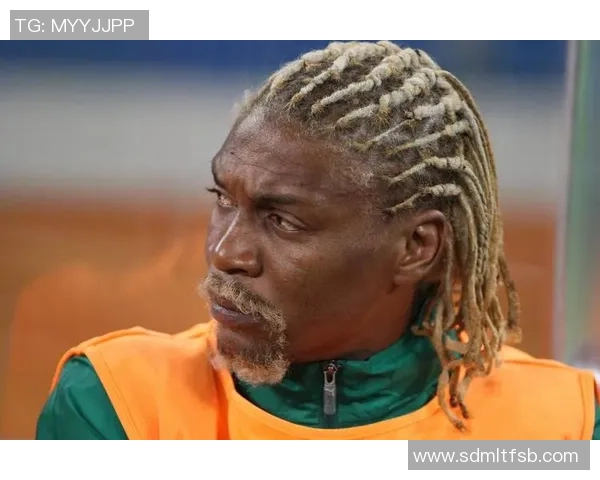 足球明星新潮流留脏辫子引发热议时尚与运动的完美结合