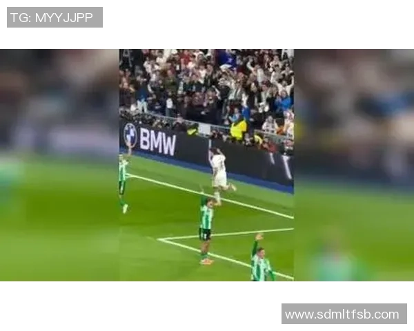 足球明星特效手机壁纸尽显球场魅力与激情瞬间的完美结合