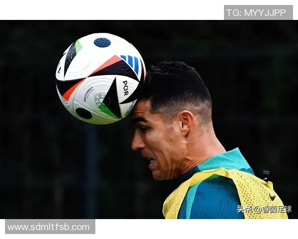 足球明星的独特魅力与风采全解析,揭示他们的成功秘诀与个人特征 足球明星的独特魅力与风采全解析,揭示他们的成功秘诀与个人特征