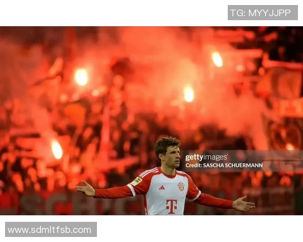 足球明星穆勒的女友是谁她的背景与生活揭秘