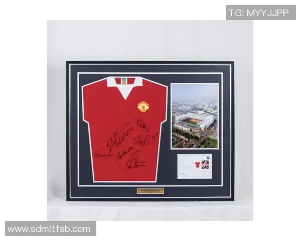 足球明星纪念服图片展示与分析让我们一起回顾经典瞬间与球员传奇故事