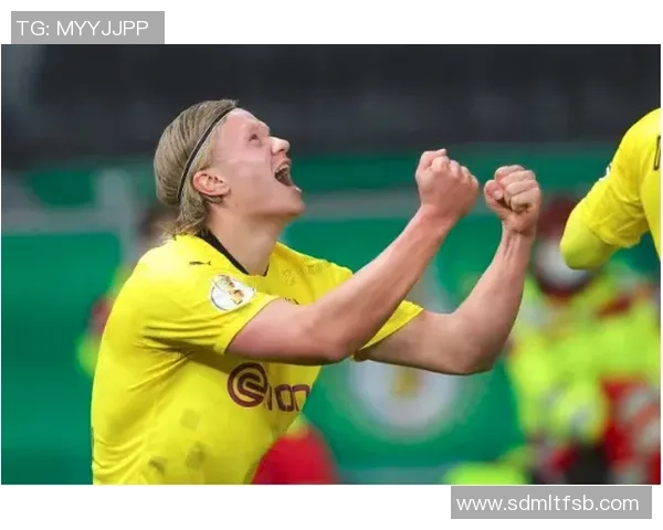 足球明星签约的计算方式与市场价值分析探讨