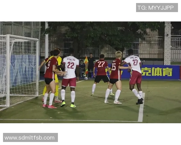 足球明星获奖盛典精彩瞬间回顾与幕后花絮分享 足球明星获奖盛典精彩瞬间回顾与幕后花絮分享